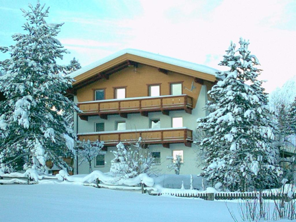 Апартаменты Haus Waldfriede Пертизау Экстерьер фото
